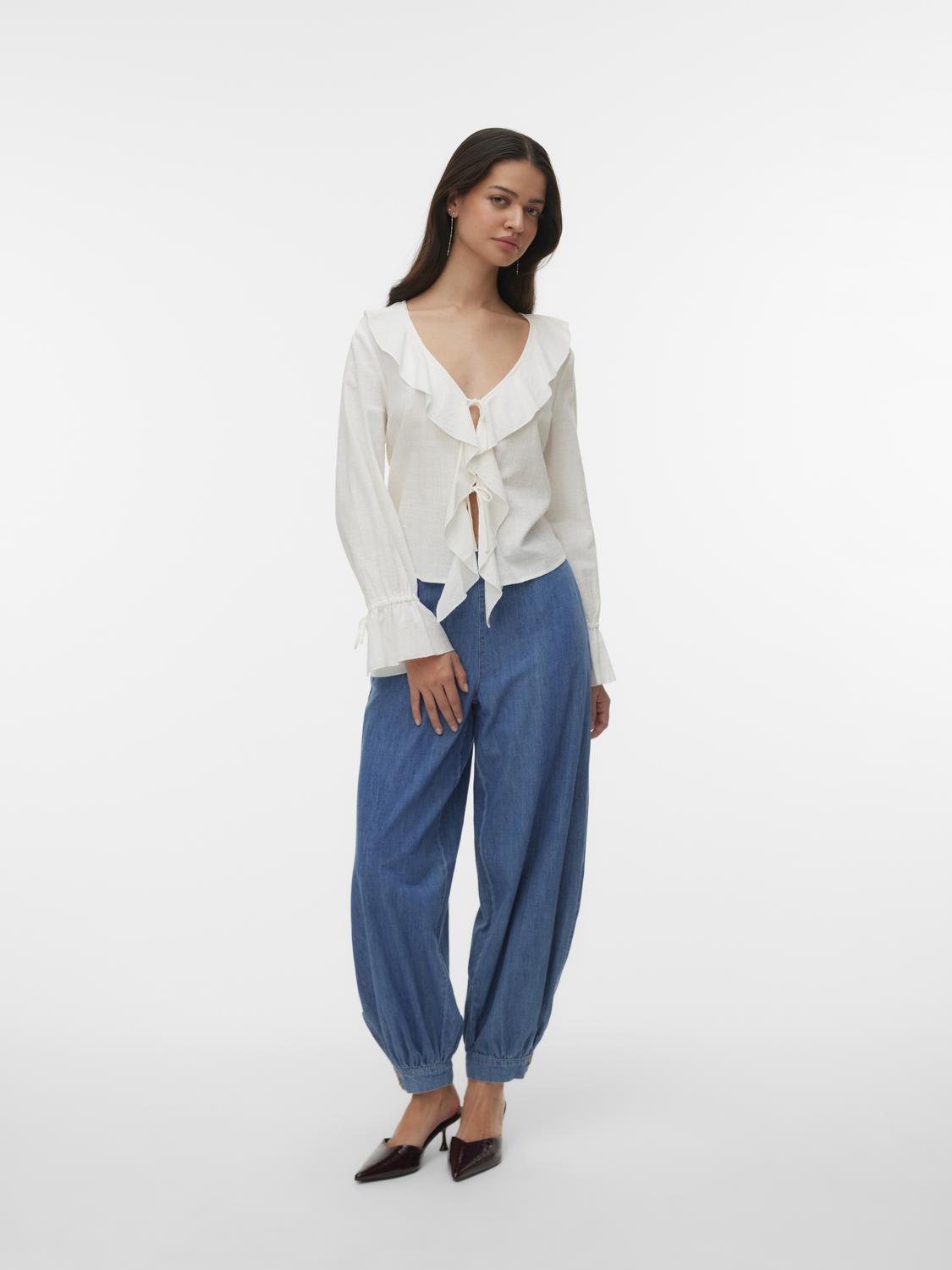 model_shot-front